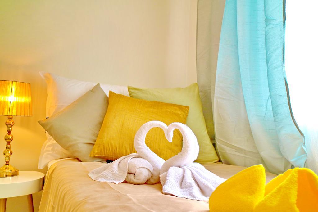 Brodderud Apartments มาเรียสตัด ภายนอก รูปภาพ